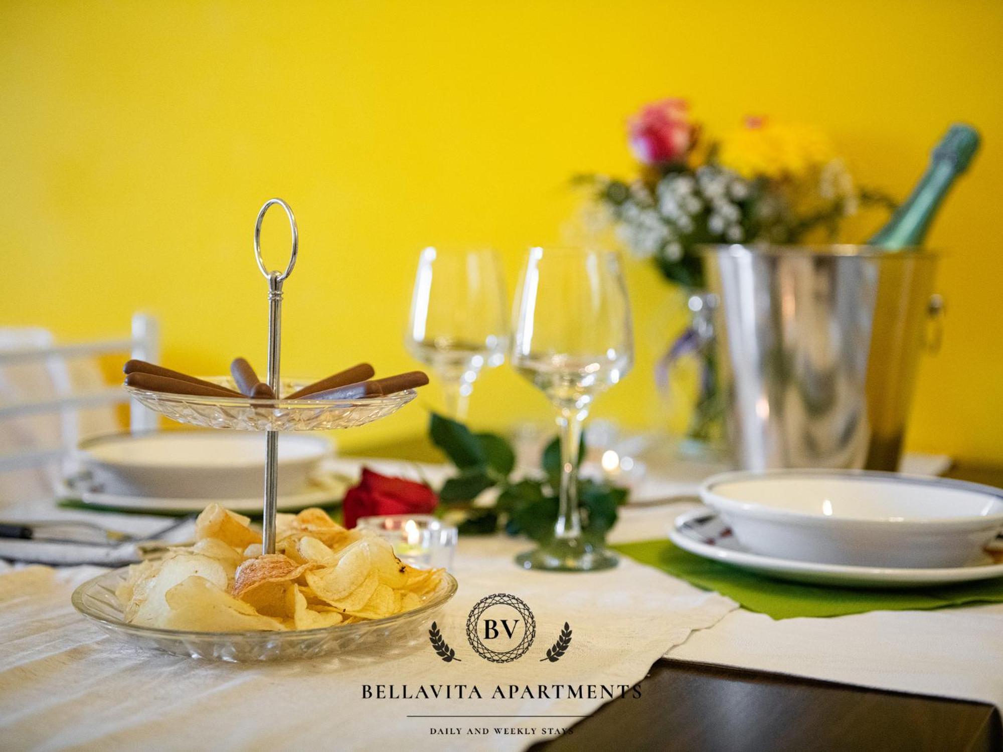 Bellavita Apartments อัสเซมินิ ภายนอก รูปภาพ